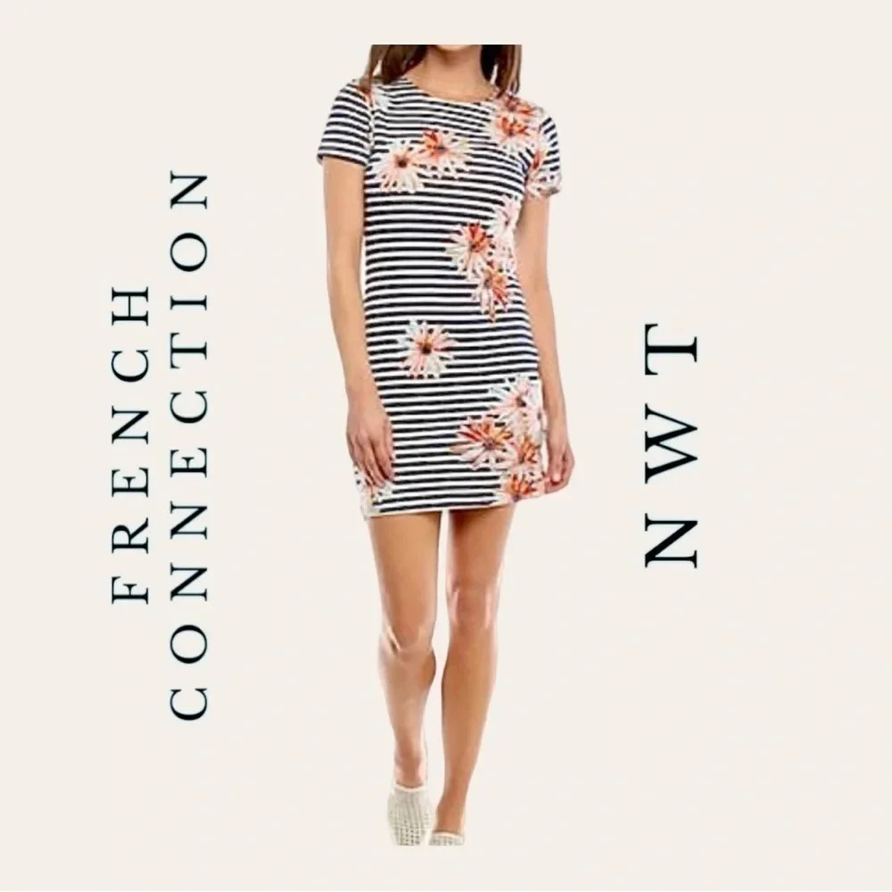 0440W. FRENCH CONNECTION SHORT SLEEVE DRESS MINI IN LENGTH FLORAL/STRIPES SIZE2